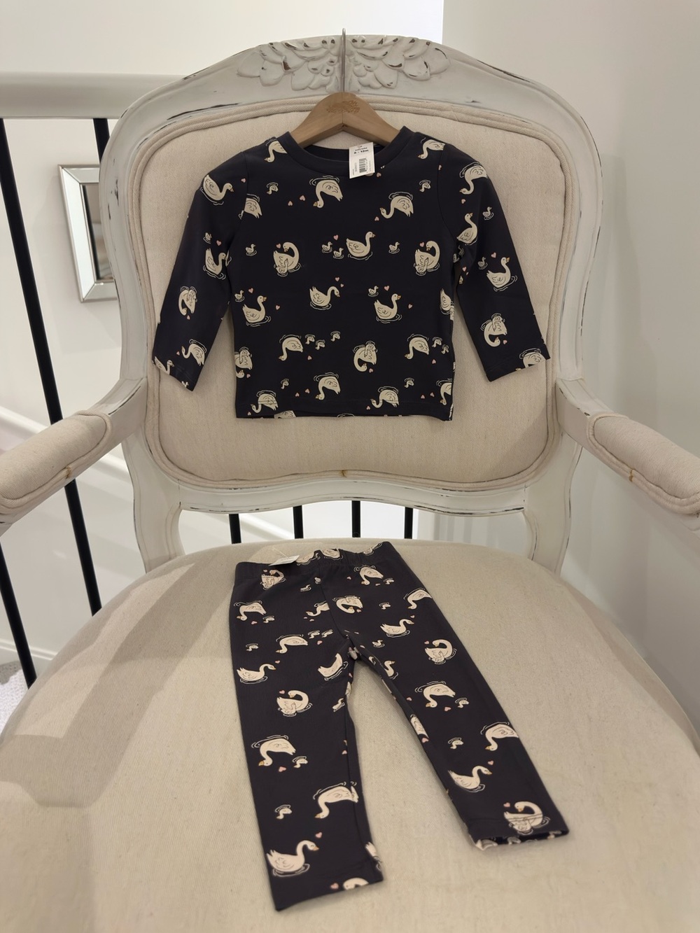 🦢 6~12 Mth Super Cute Cotton Swan 2 Piece Baby Girl Pyjama Set NWT